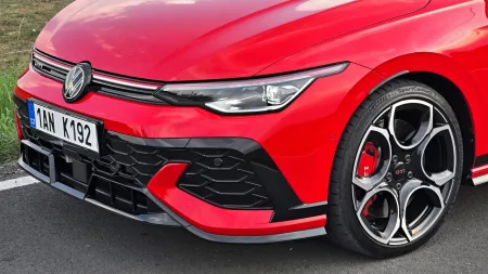 test-2026-volkswagen-golf-gti-edition-50-10
