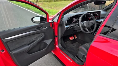 test-2026-volkswagen-golf-gti-edition-50-18