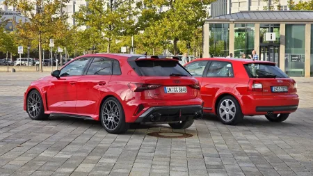 2002-audi-s3-a-2026-audi-rs-3-limuzina-3