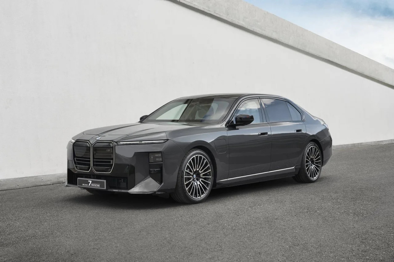 2026-bmw-concept-7-protection-2