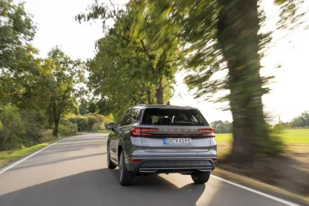2026-skoda-kodiaq-iv-laurin-a-klement-plug-in-hybrid-6
