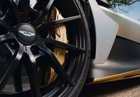 aston-martin-valhalla-spider_24