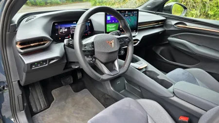 test-2026-cupra-raval-endurance-elektromobil-15