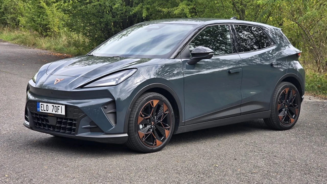 test-2026-cupra-raval-endurance-elektromobil-2