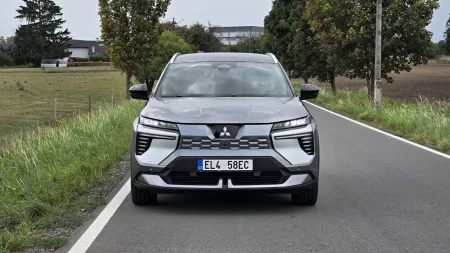 test-2026-mitsubishi-eclipse-cross-bev-1