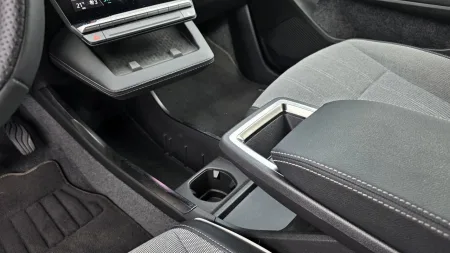test-2026-mitsubishi-eclipse-cross-bev-18