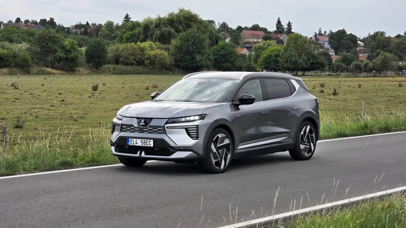 test-2026-mitsubishi-eclipse-cross-bev-2