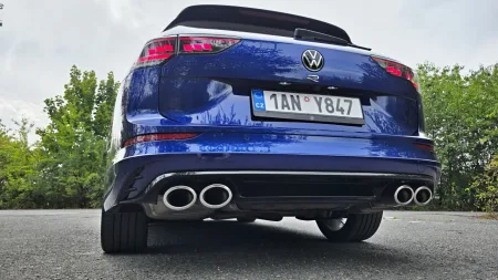 test-2026-volkswagen-golf-r-variant-13
