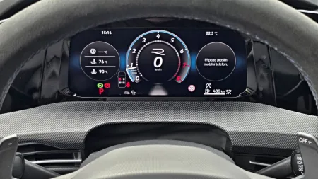 test-2026-volkswagen-golf-r-variant-17