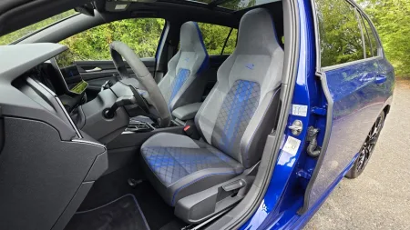test-2026-volkswagen-golf-r-variant-23