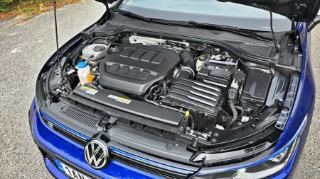 test-2026-volkswagen-golf-r-variant-31