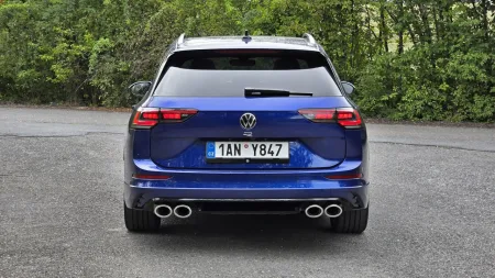test-2026-volkswagen-golf-r-variant-5