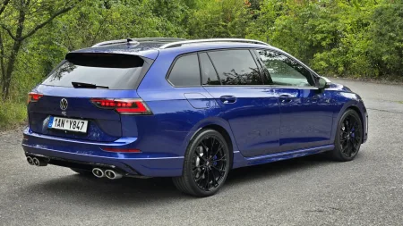 test-2026-volkswagen-golf-r-variant-6