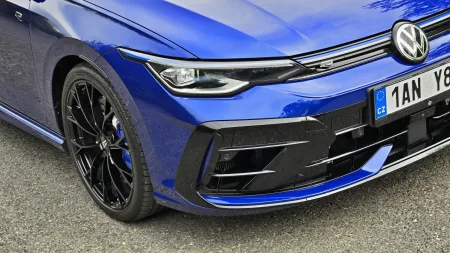 test-2026-volkswagen-golf-r-variant-9