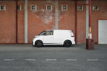 volkswagen-id-buzz-cargo-signature-edition-3